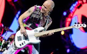 Raised in the midwest, he moved to la aged eleven to live with his father blackie, purveyor of pills, pot, and cocaine to the hollywood elite. Anthony Kiedis Archives My Site