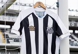 The sponsor of the home kit is umbro. Santos Fc 2018 19 Umbro Home And Away Kits Football Fashion