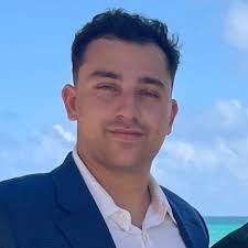 Excited to share that I graduated with my Master of Finance degree from the  University of Maryland Robert H.