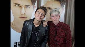 Dove e quando, magnifico difetto, tutto per una ragione, buona fortuna, sale, moscow mule benji & fede lyrics. Benji Fede Raccontano Good Vibes Intervista Esclusiva Youtube