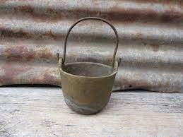 Small Antique Cast Iron Kettle Or Smelter With Baled Handle Etsy Cast Iron Kettle Antique Cast Iron Cast Iron