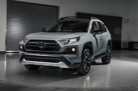 2019 toyota rav4 top comparisons. 2019 Toyota Rav4 First Look New Look For The Suv Sales King