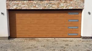 Hormann Winchester Oak Sectional With X4 Inox Windows Puertas De Garaje Puerta De Garaje Doble Garaje