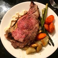 20 prime rib side dishes that will make your favorite meaty main shine. Prime Rib With Roast Asparagus And Root Vegetables Covered In Natural Au Jus And A Side Of Creamy Horseradish Oc 3024x3024 Foodporn