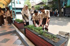 Maybe you would like to learn more about one of these? Smk Tri Dharma 2 Beri Reward Kelas Terbersih Radar Bogor Berita Bogor Terpercaya