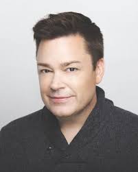 Q&A with makeup artist & author Daniel Klingler