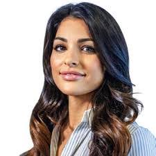 Leanne Arthur's Instagram, Twitter & Facebook