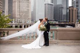 Welcome to asha salonspa, chicagoland's largest collection of aveda lifestyle salonspas. Asha Salon Gold Coast Chicago Wedding Vendor Lakeshore In Love