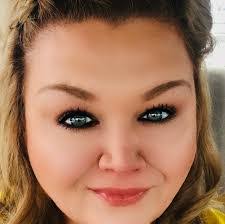 Misty Branson's Instagram, Twitter & Facebook