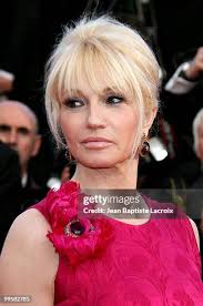 593 Ellen Wall Stock Photos, High-Res Pictures, and Images