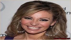 Amanda Drury Bio, Net Worth, Height, Married, Nationality, Facts