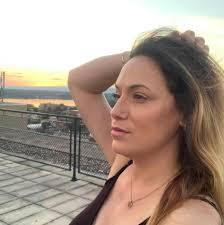 Valerie Biggs's Instagram, Twitter & Facebook