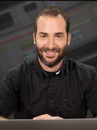 Andrew Eales's Instagram, Twitter & Facebook