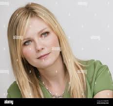 Marie antoinette film kirsten dunst hi-res stock photography and images