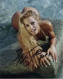 Trish Stratus WWE WWF Diva Autographed Signed 8.5 X 11 Photo REPRINT