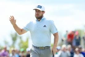 It appears your browser may be outdated. Players 2020 Hideki Matsuyama S Opening Round 63 Led To A Two Stroke Edge That Goes For Naught Golf News And Tour Information Golf Digest