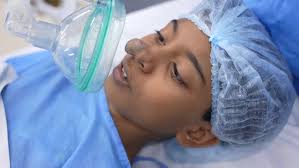 Dr Sandra Lee Removes Larry The Lump From Man's Chest