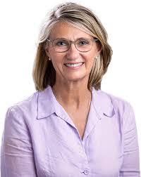 Jackie Renfroe's Instagram, Twitter & Facebook