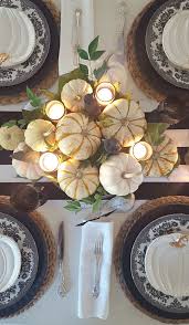 Black And White Halloween Table Decor Halloween Is One Of My Favorite Times Of The Year So Why Not Go All Out And Throw An Elegant Dinner Par Fall Decor Table Decorations Thanksgiving Centerpieces