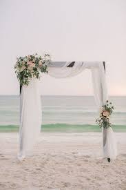 20 Stunning Beach Wedding Ceremony Ideas Backdrops Arches And Aisles Emmalovesweddings Beach Wedding Arch Wedding Beach Ceremony Simple Beach Wedding