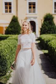 Boho Brautkleid Mit Spitzentop Und Tullrock In Ivory Noni In 2020 Brautkleid Spitze Braut Tullrock