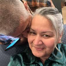 Beefy Cottage Cheese Pizza Bowl 🍕🔥😋 What you need: Zucchini, sliced  Cottage Cheese Ground beef Mozzarella Pepperoni How to make it: 2. Layer  your sliced zucchini, Cottage Cheese, cooked ground beef, mozzarella,