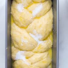 Тестото, което използвах в тази рецепта е т.нар. Sweet Traditional Bulgarian Easter Bread Kozunak Stringy Texture And Amazing Flavor Easter Bread Homemade Recipes Bread