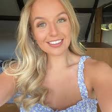 Chloé Pickin (@chloe_pickin)