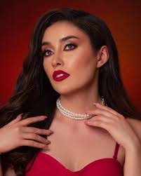 Melissa Soledad's Instagram, Twitter & Facebook