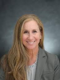 raw_arguments.field_department_target_id|title|replace({'-': ' '}) }}