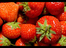 Add sliced strawberries to your breakfast cereal to start your day off right. Strawberries Here S Sweet News One Serving 147 Grams Of Strawberries Has 86 5 Milligrams Of Vitamin C And Just Vitamin C Foods Strawberry Beautiful Fruits