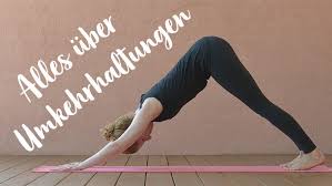 Während einige frauen regelmäßige kontraktionen haben, bei denen die wehen schnell voranschreiten, stecken andere möglicherweise in der schwebe. Yoga Ubungen Alles Uber Umkehrhaltungen
