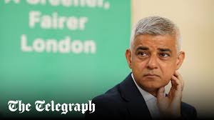 Electric car drivers should not pay congestion charge, ex-Top Gear host  tells Sadiq Khan