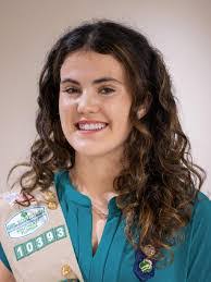 Karina Gold's Instagram, Twitter & Facebook