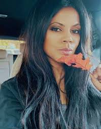 Keep your heart towards the sunshine…….(-' ☀️