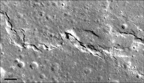 Smithsonian Planetary Scientists Discover Recent Tectonic Activity on the  Moon | Smithsonian Institution