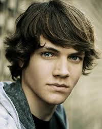 Resultat De Recherche D Images Pour Coupe Garcon Mi Long Coiffure Ado Garcon Coupe Homme Mi Long Coiffure Garcon