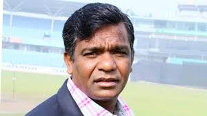 Mr jayanta Das District co-ordinator of BCCA Feliciating Mr Dinesh Nanavaty  Head coach of NCA