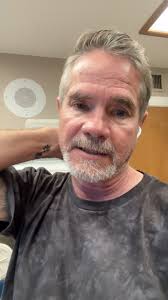 I’m sorry to inform everyone but Aaron did not make it. #davidloop65 #cat  #catlife #catlover #kitten