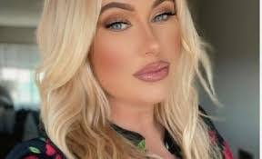 Amber Sauer's Instagram, Twitter & Facebook