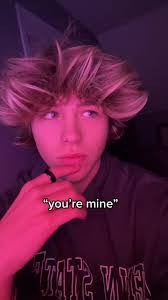 Shamar Ross's Instagram, Twitter & Facebook