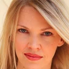 Angela Carter Orr (@AngelaCarterOrr)