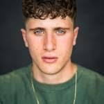 Elijah Holloway's Instagram, Twitter & Facebook