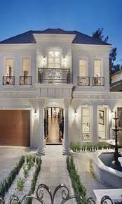 Exterior Paint Colors You Want A Fresh New Look For Exterior Of Your Home Get Inspired For Your Next Exteri Maison D Architecture Belle Maison Facade Maison