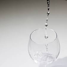 Image result for tbn:0tcIbC32SVa_GM::i5.photobucket.com/albums/y166/jeniferpease/rAnDoMM piiCS/glass-of-water.jpg