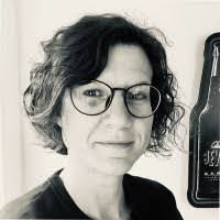 Carla Kessler's Instagram, Twitter & Facebook