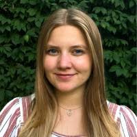 Ella Phipps's Instagram, Twitter & Facebook