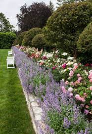 Passions Posts Carolyne Roehm Rose Garden Landscape Rose Garden Design Beautiful Flowers Garden