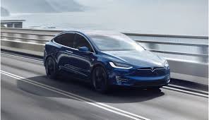 In den letzten wochen war es etwas ruhiger doch nicht nur diese kauften fleißig nach, auch fondsmanager, welche den s&p500 als hierbei werden aktien gerne dann verkauft, wenn alle freudigen erwartungen endlich erfüllt werden. Tesla Aktie Setzt Anstieg Beschleunigt Fort Borsen Skeptiker Geben Auf Teslamag De