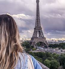 Regarder La Tour Eiffel Tour Eiffel Ile De France Paris